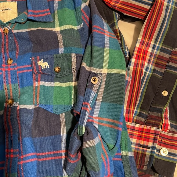 Two Abercrombie & Fitch button down shirts boys size M 6-7 years 1 never worn - Picture 3 of 8